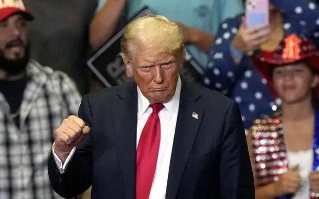 拜登家人談其退選原因：他是驕傲的人，他走路時的腳步讓他自己很生氣  第8張