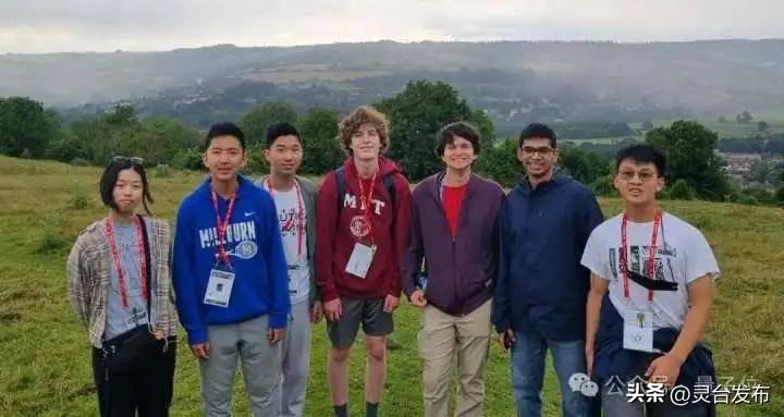 國際數(shù)學(xué)奧林匹克競(jìng)賽中國隊(duì)第二  第3張