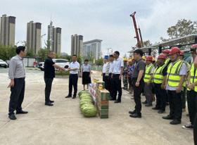 商洛市交投公司開展“夏送清涼”活動  第1張