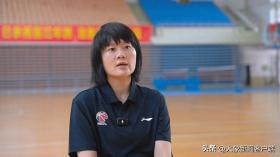 女子高中“灌籃高手”：從校園訓(xùn)練館走到奧體中心｜面孔  第1張