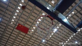 女子高中“灌籃高手”：從校園訓(xùn)練館走到奧體中心｜面孔  第12張