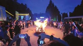 岳陽多景區(qū)“上新”，開啟“夜游”模式