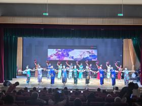 「圖集」英山縣陶家河鄉(xiāng)：戲曲進(jìn)鄉(xiāng)村 文化潤萬家  第3張