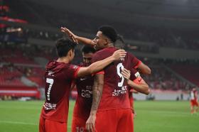 中超第20輪：上海海港8比1南通支云  第2張