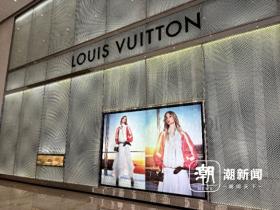 LV向左，Burberry向右  第1張