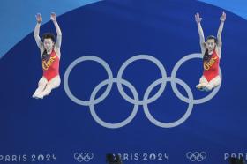 陳藝文/昌雅妮摘金，跳水女雙三米板中國(guó)隊(duì)六連冠  第2張