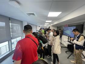 現(xiàn)場(chǎng)｜一張寫(xiě)滿故事的現(xiàn)場(chǎng)照，一對(duì)在掙扎中不斷上爬的冠軍  第3張