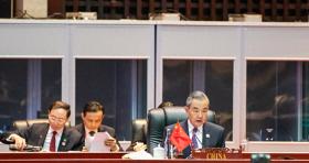 王毅闡明中方在南海問題上的嚴(yán)正立場  第1張